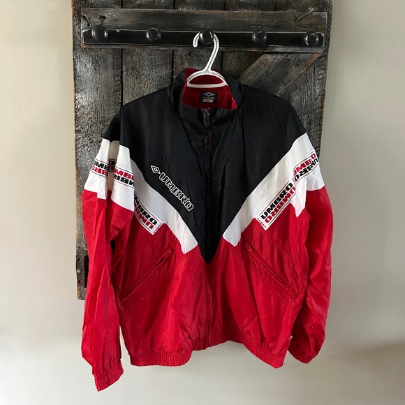 Men's Umbro Full Zipper Light Weight Jacket - Picture 1 of 4